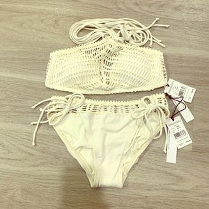 BNWT Robin Piccone Cream Bathing suit, Size M